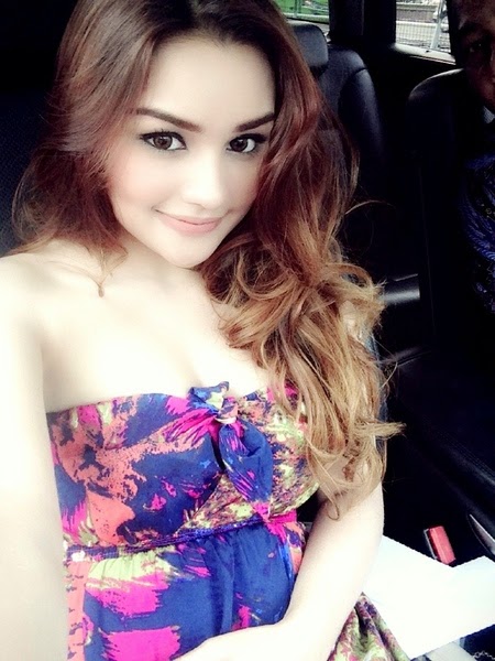 Wagz - Hot Girls Entertainment News: Cantiknya Nurah Sheivirah, Istri